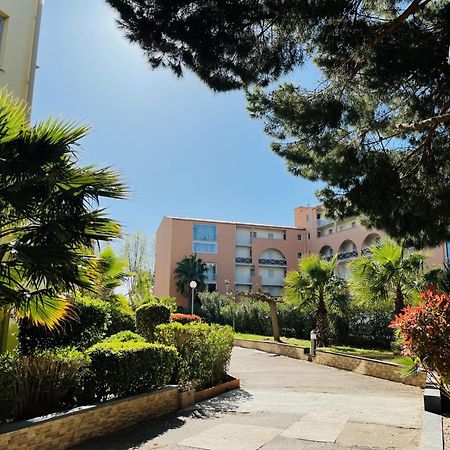 T2 ,4 Couchages ,Climatise ,Terrace ,En Face D'Aqualand ,Plage Rochelongue Agde Kültér fotó